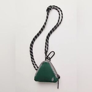 Altitude Multi Mini Pouch NWT Evergreen